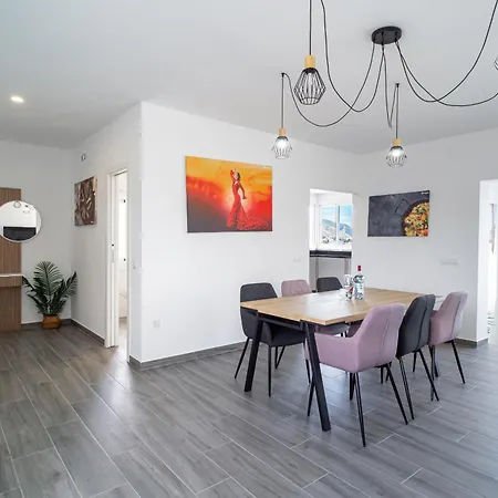 Вілла Mauri Private Pool By Casasol Нерха